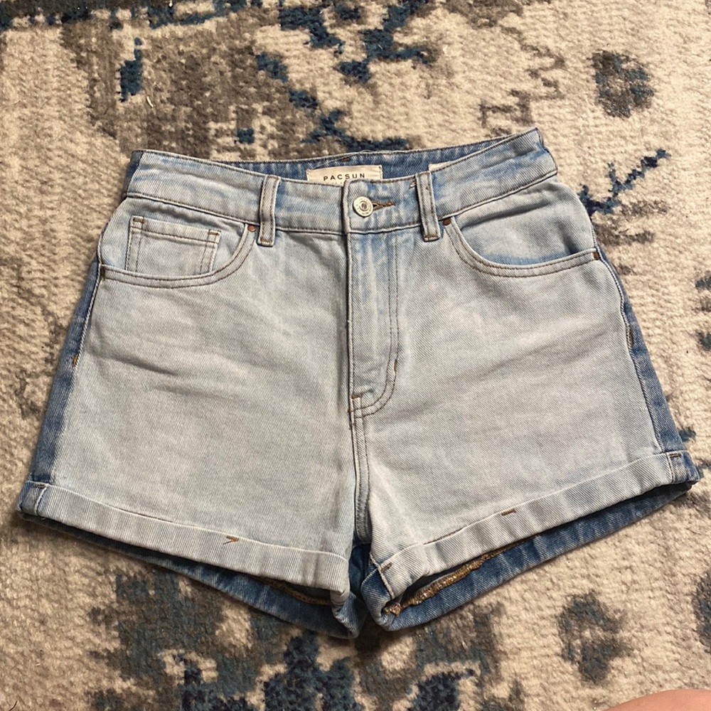Two toned mom shorts